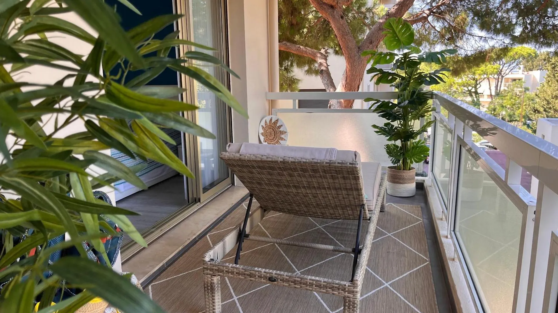 Apartment Splendide 3 Pieces Vue Mer Antibes