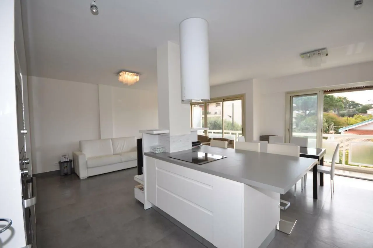 Splendide 3 Pieces Vue Mer Antibes 0*,
