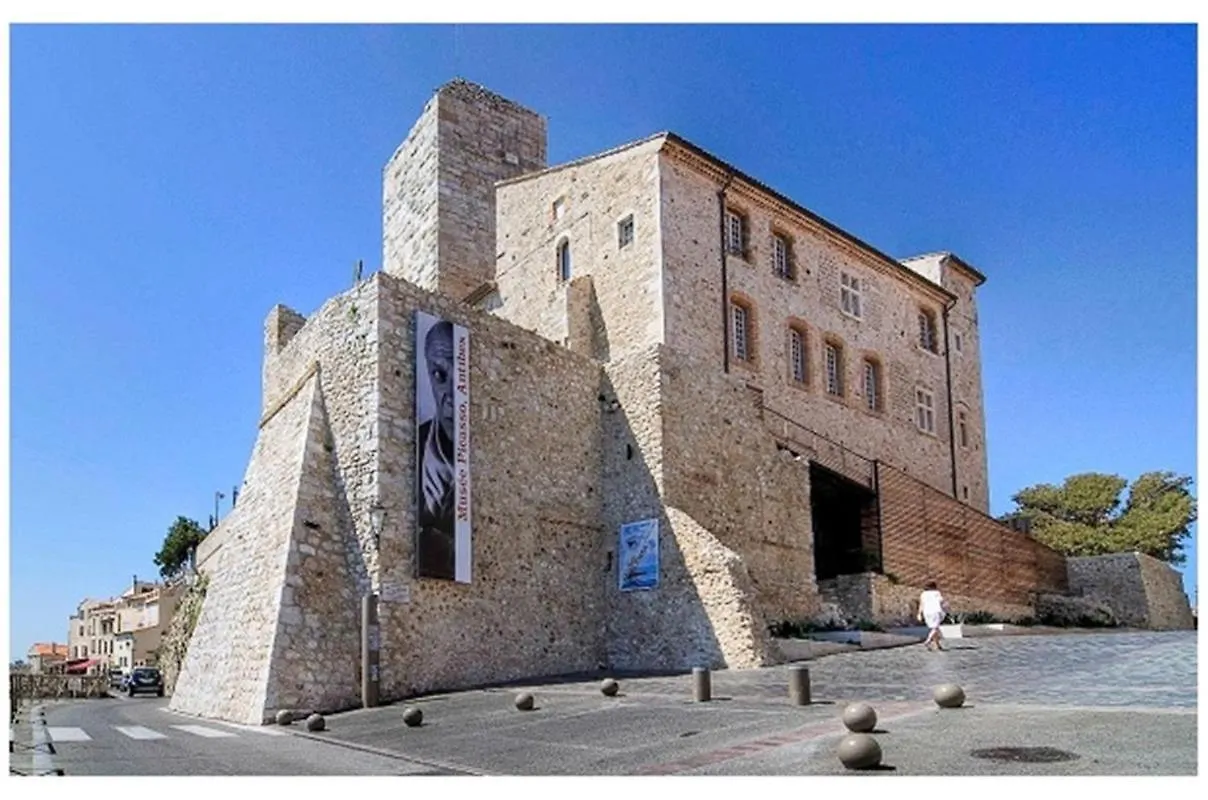 Splendide 3 Pieces Vue Mer Antibes 0*,  France